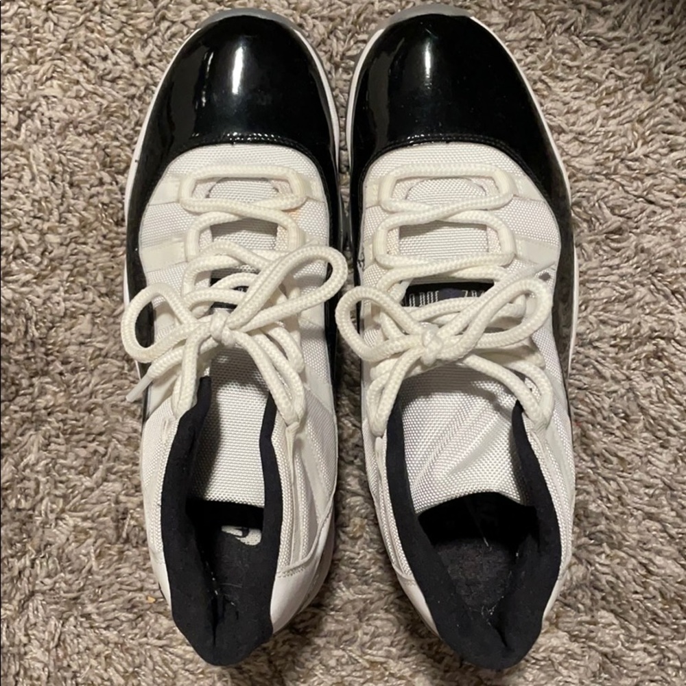 2018 Jordan 11 OG Concord